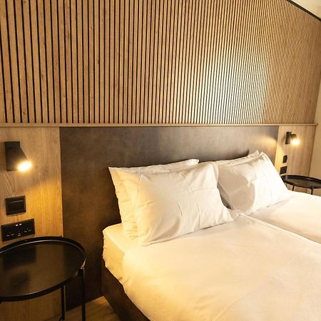 East Sliema Suites エクステリア 写真