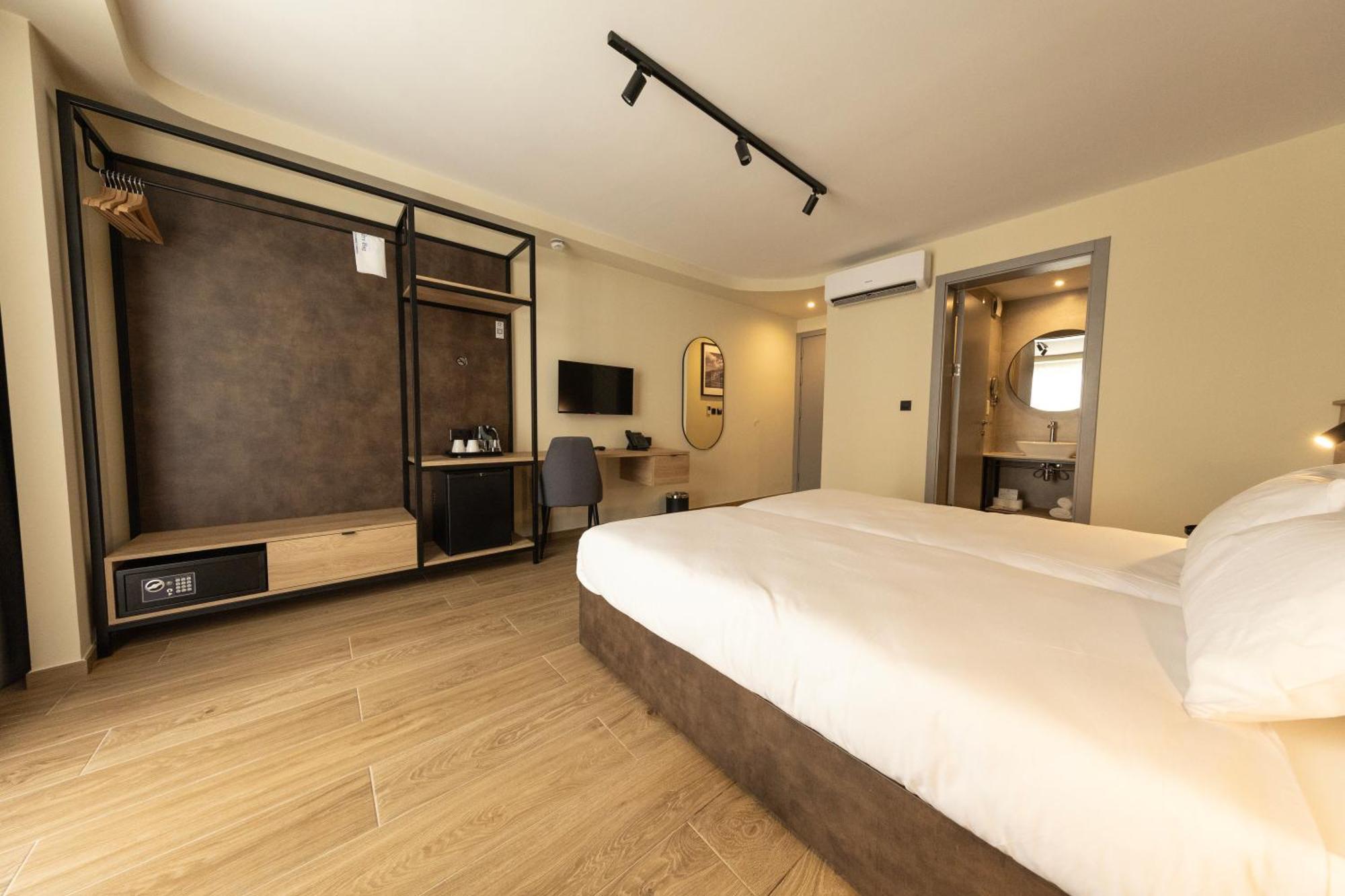 East Sliema Suites エクステリア 写真