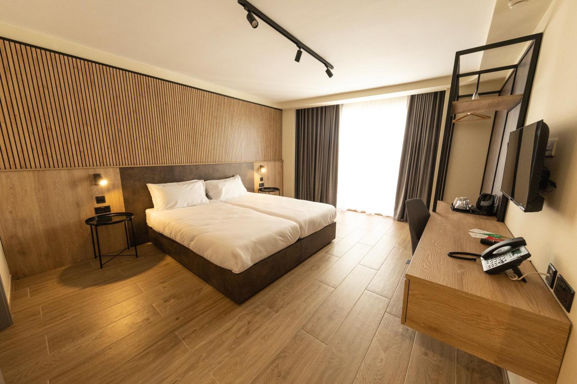 East Sliema Suites エクステリア 写真