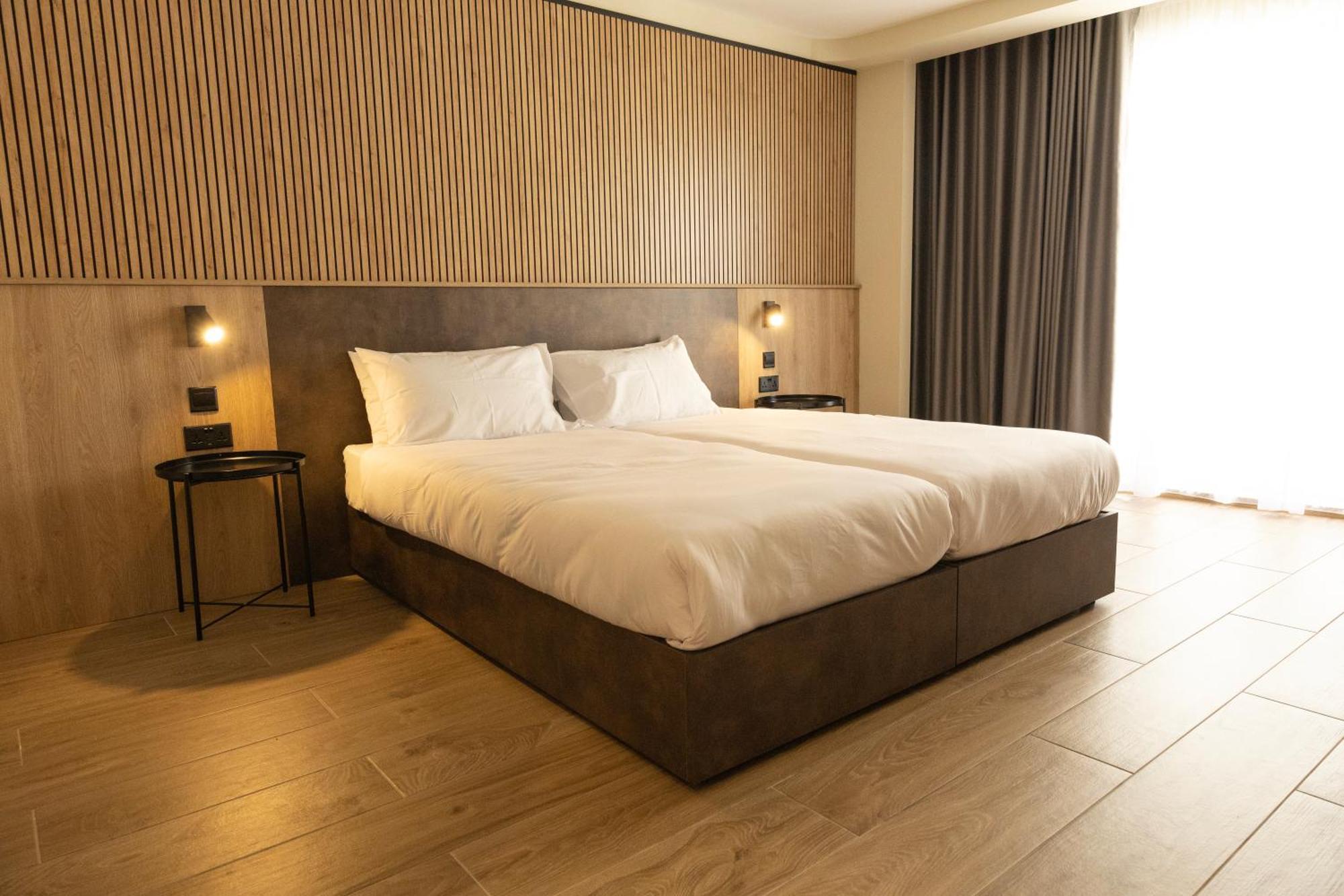 East Sliema Suites エクステリア 写真